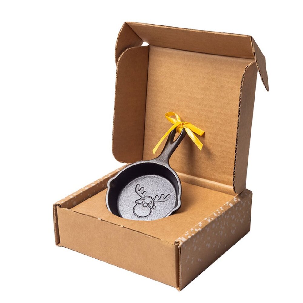 Lodge Cast Iron 2024 Holiday Mini Skillet - LIMITED EDITION - Picture 4 of 8